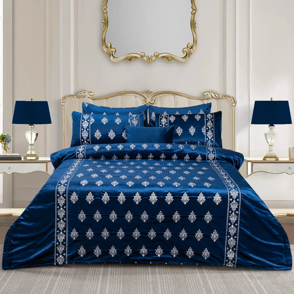 King size 6 pcs Quilted Embraided Velvet bedding set Blue