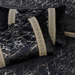 Imported Velvet Print Glittered Bedsheet With Quilt Cover