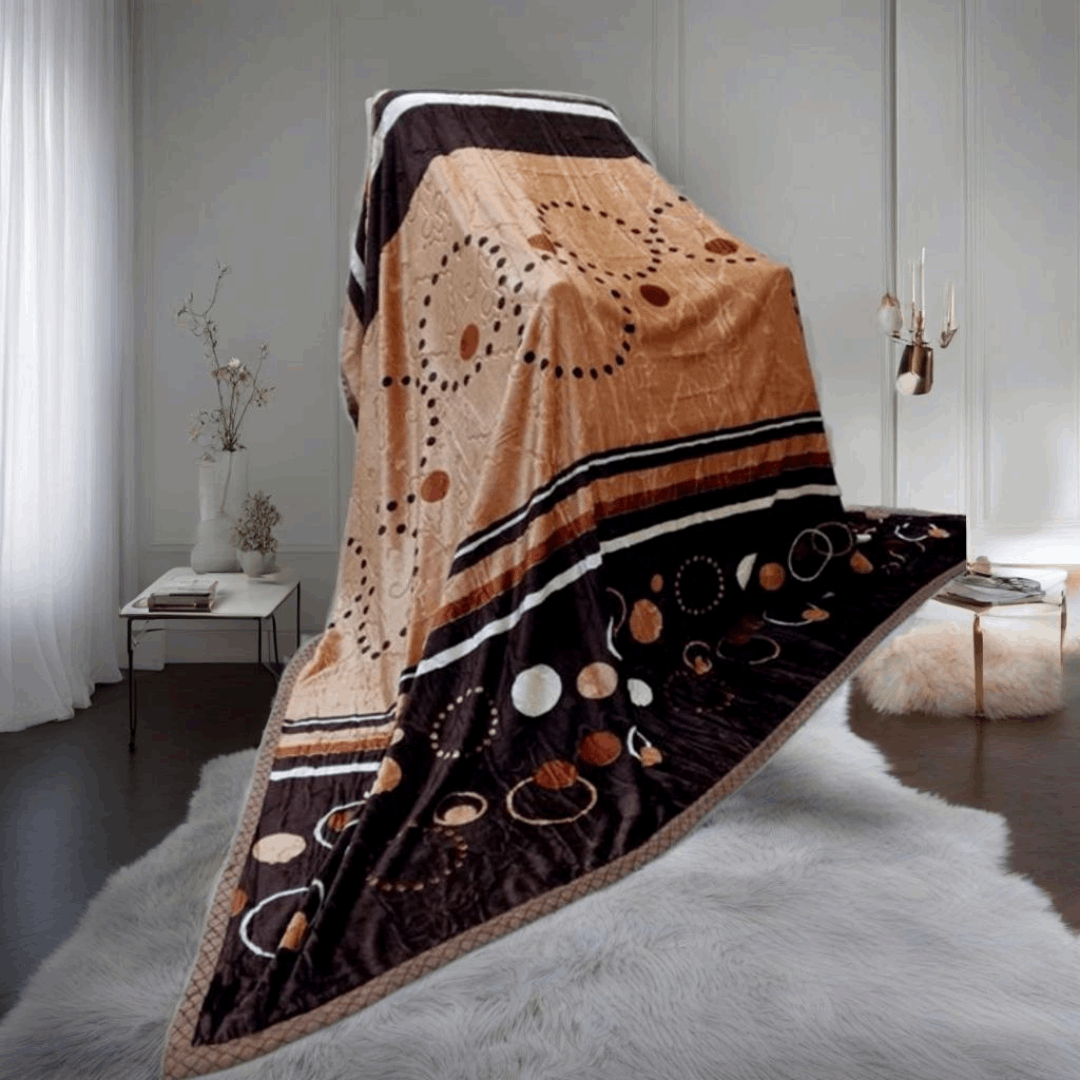 Brown Lightweight Printed Fleece Blanket – Ideal for All Seasons