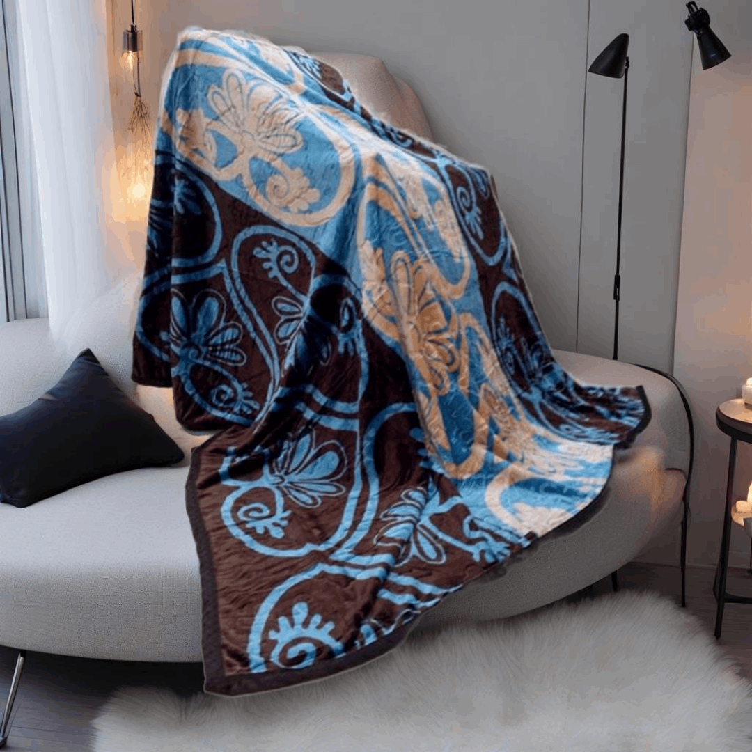 Cozy Knit Fleece Throw Blanket – Ideal for Sofas and Beds