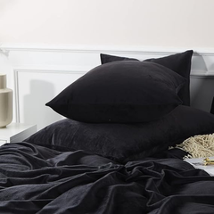 Velvet King Size Bedding Set – Super Soft & Warm 6-Piece Set Black