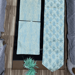 Luxury Table Runner Set with Tassel Edges for Home Decor